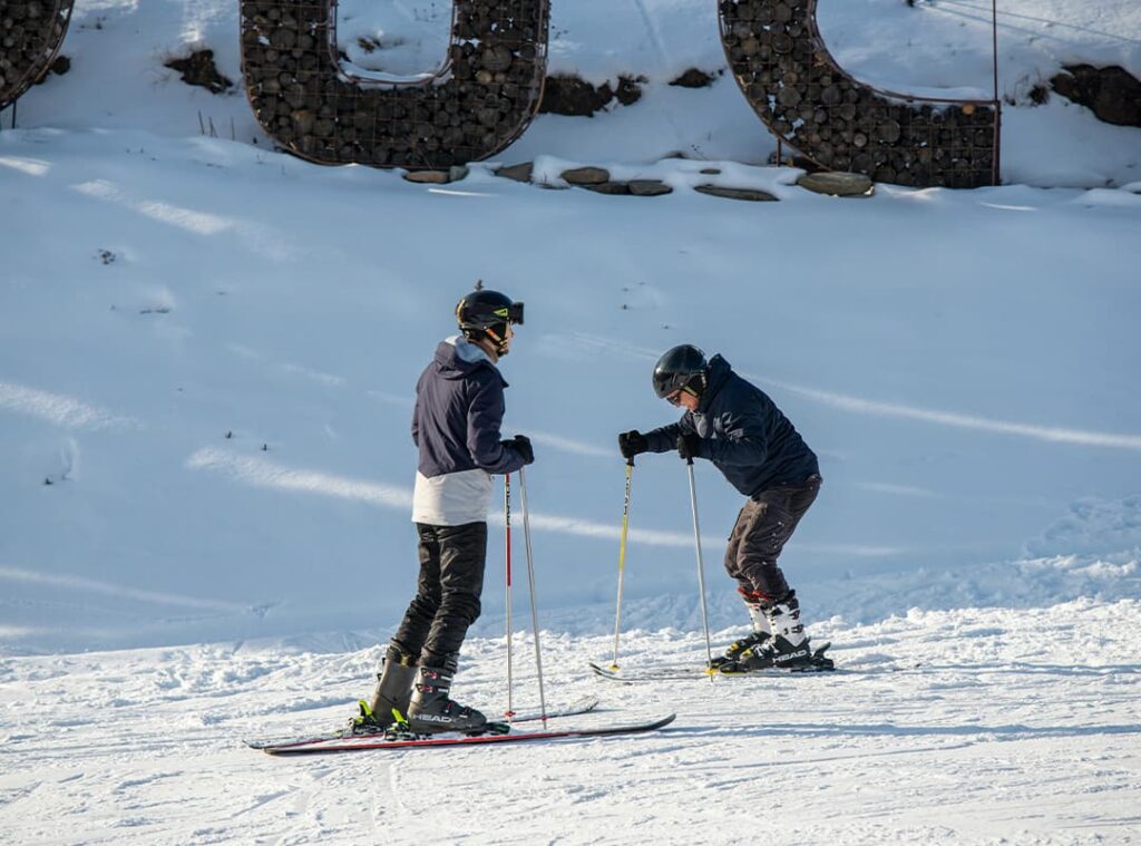 Orientation on skis